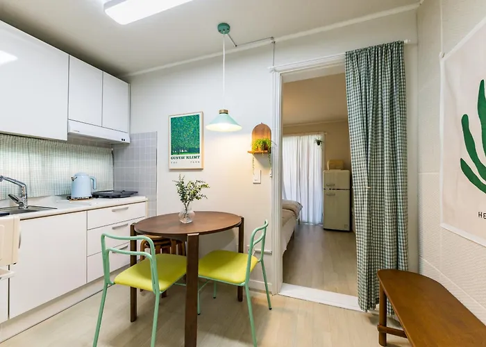 Apartment Menua Station Arex 2br 3beds Private Myeongdong Hongdae Ddp Seoul